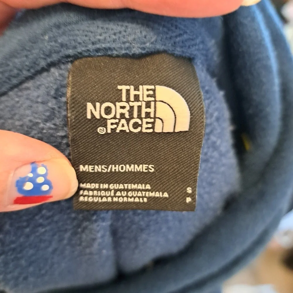 The North Face Mens Navy Blue Mountain Graphic Logo Pullover Hoodie Small
